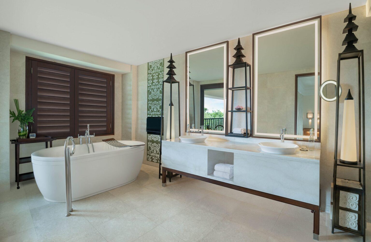 St.-Regis-Suite-King-Bathroom.jpg