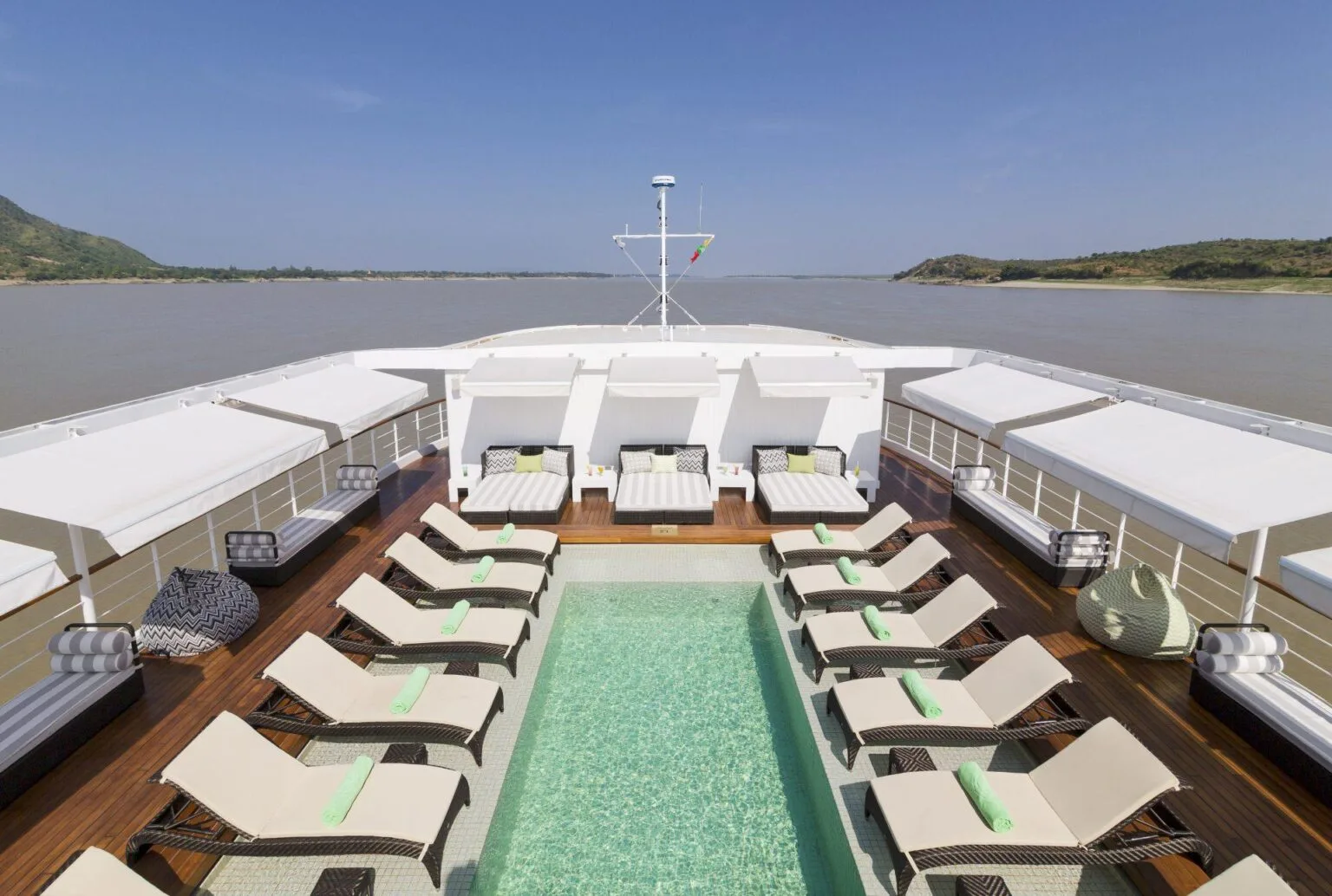 Sundeck-Pool.jpg