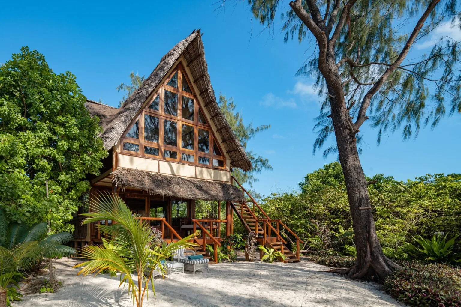 Остров Танда-частные-острова-в-арену-самые красивые-острова-в-Африке-индивидуальная-поездка-в-Африку-частный-остров-аренда-отпуск-на-частном-острове-4.jpg