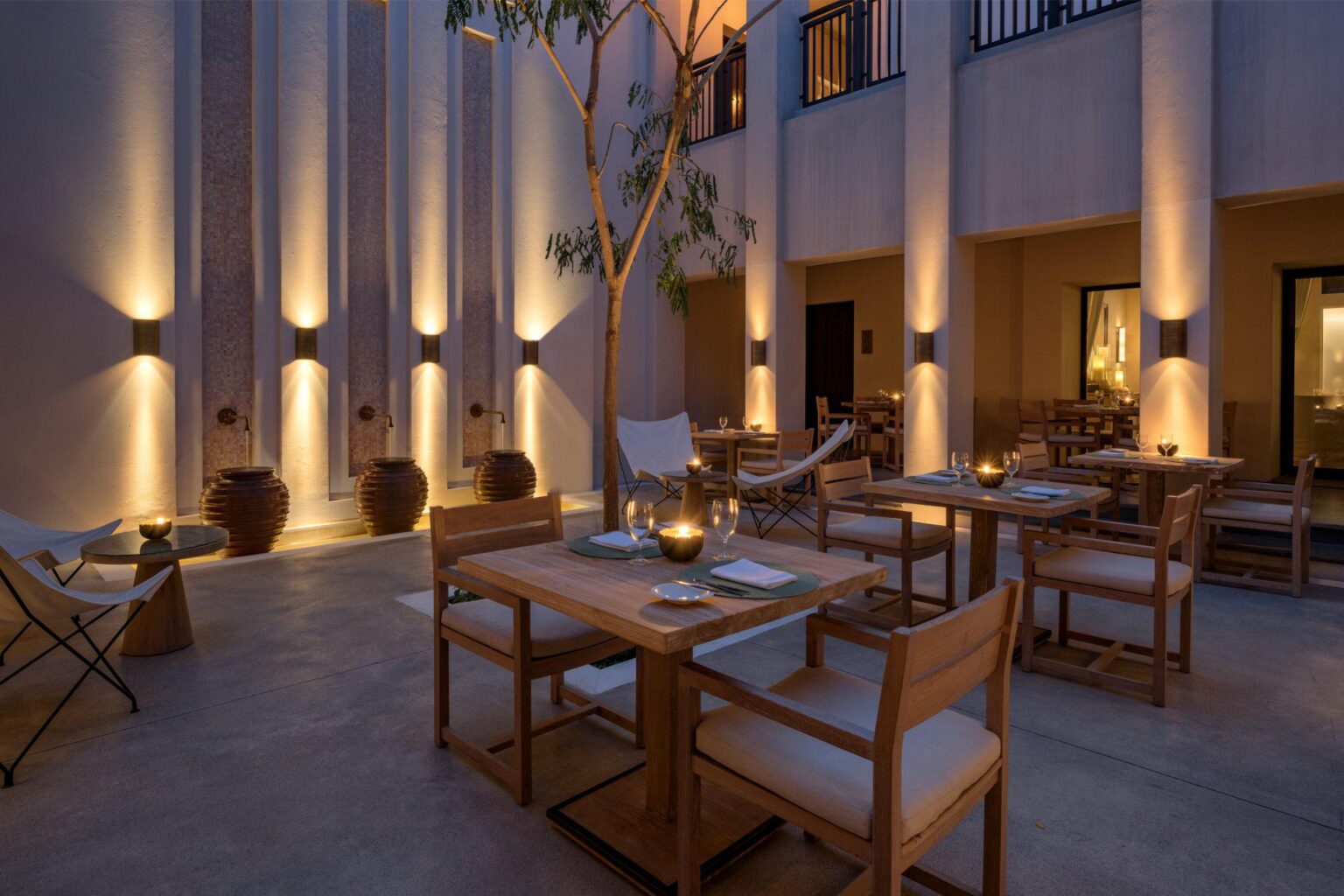 The-Chedi-Al-Bait-Szardza-ZEA-Outdoor-The-Restaurant.jpg