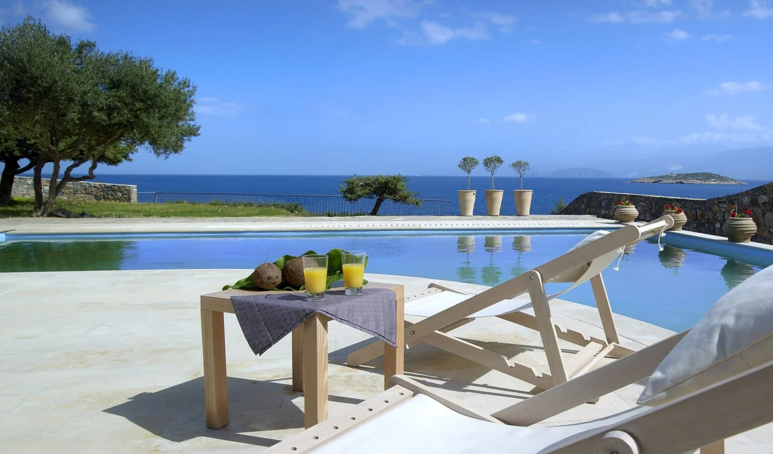 The-Grand-Villa-Anemos-House-3Bedroom-Villa-Seafront-Private-Pool-5.jpg