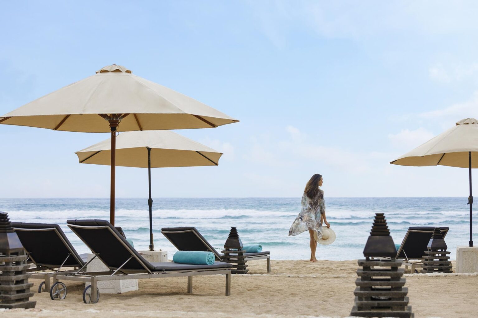 The-Ritz-Carlton-Bali-Beach-Moment.jpg
