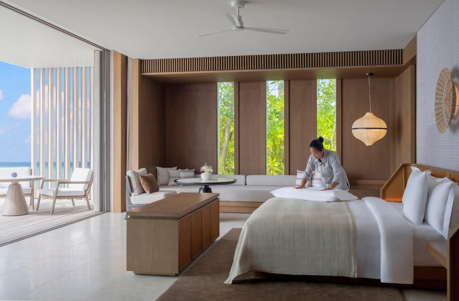 The-Ritz-Carlton-Maldives-najlepsze-hotele-na-Malediwach-luksusowe-hotele-Malediwy-wakacje-na-Malediwach-z-CARTER-rodzinne-hotele-na-Malediwach-31_2023-09-19-103606_mffk.jpg