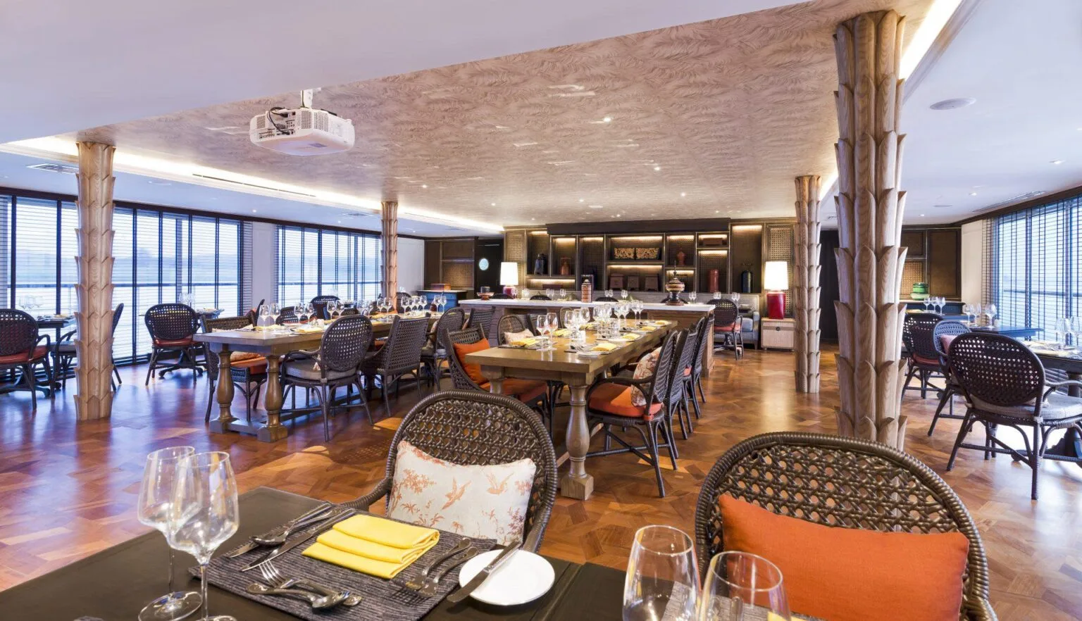 The-Strand-Restaurant.jpg
