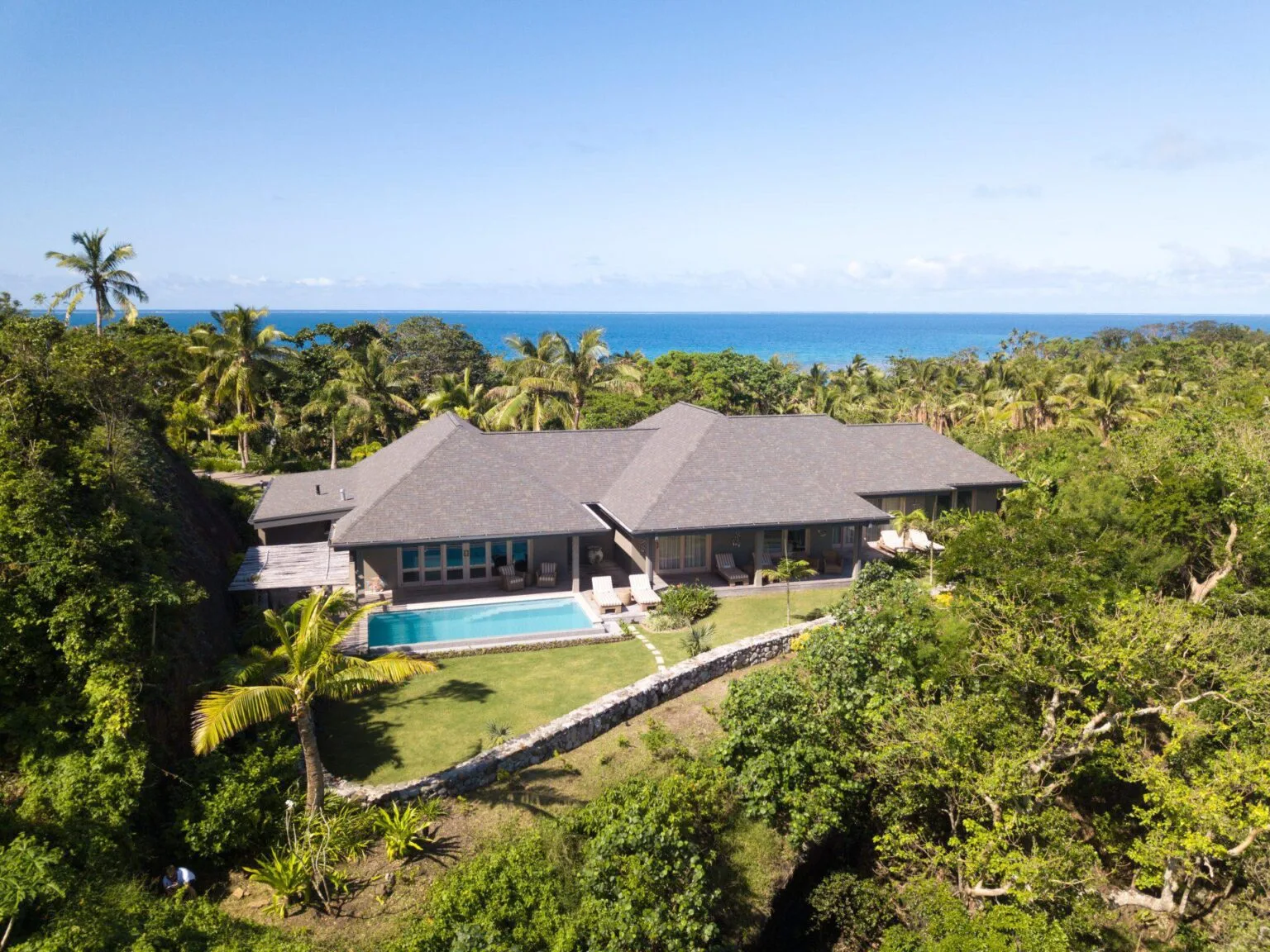 Роскошная резиденция с 3 спальнями-Намара-Экстериор.jpg