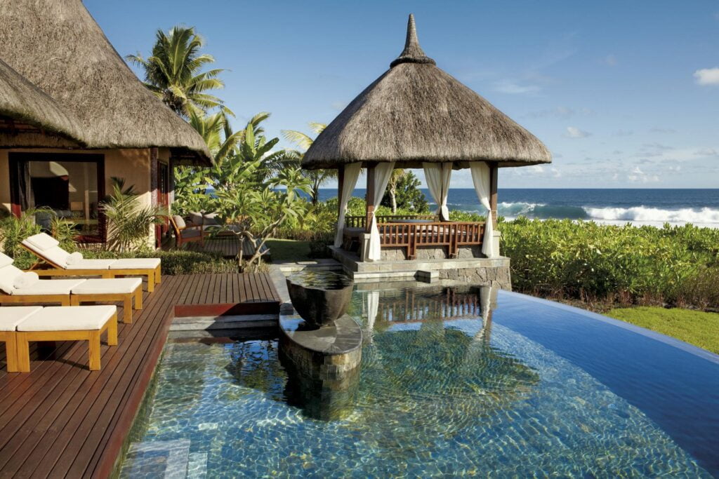 Chemin Grenier,Mauritius,Shanti Maurice Resort&Spa,Poznaj ekskluzywny hotel na Mauritiusie Shanti Maurice Resort&Spa,Wycieczki na Mauritiusie i aktywny wypoczynek w ramach pobytu,Wakacje marzeń dla dorosłych i dzieci dzięki szerokiej gamie udogodnień