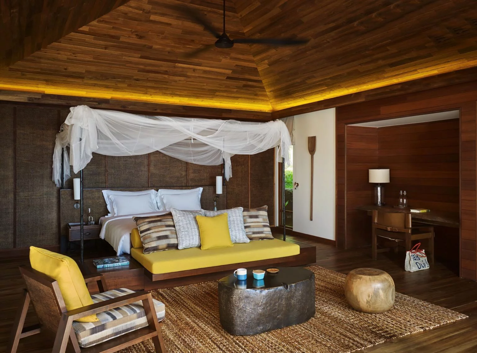 Two_Bedroom_Pool_Villa_Bedroom2_6675-ORIGINAL.jpg
