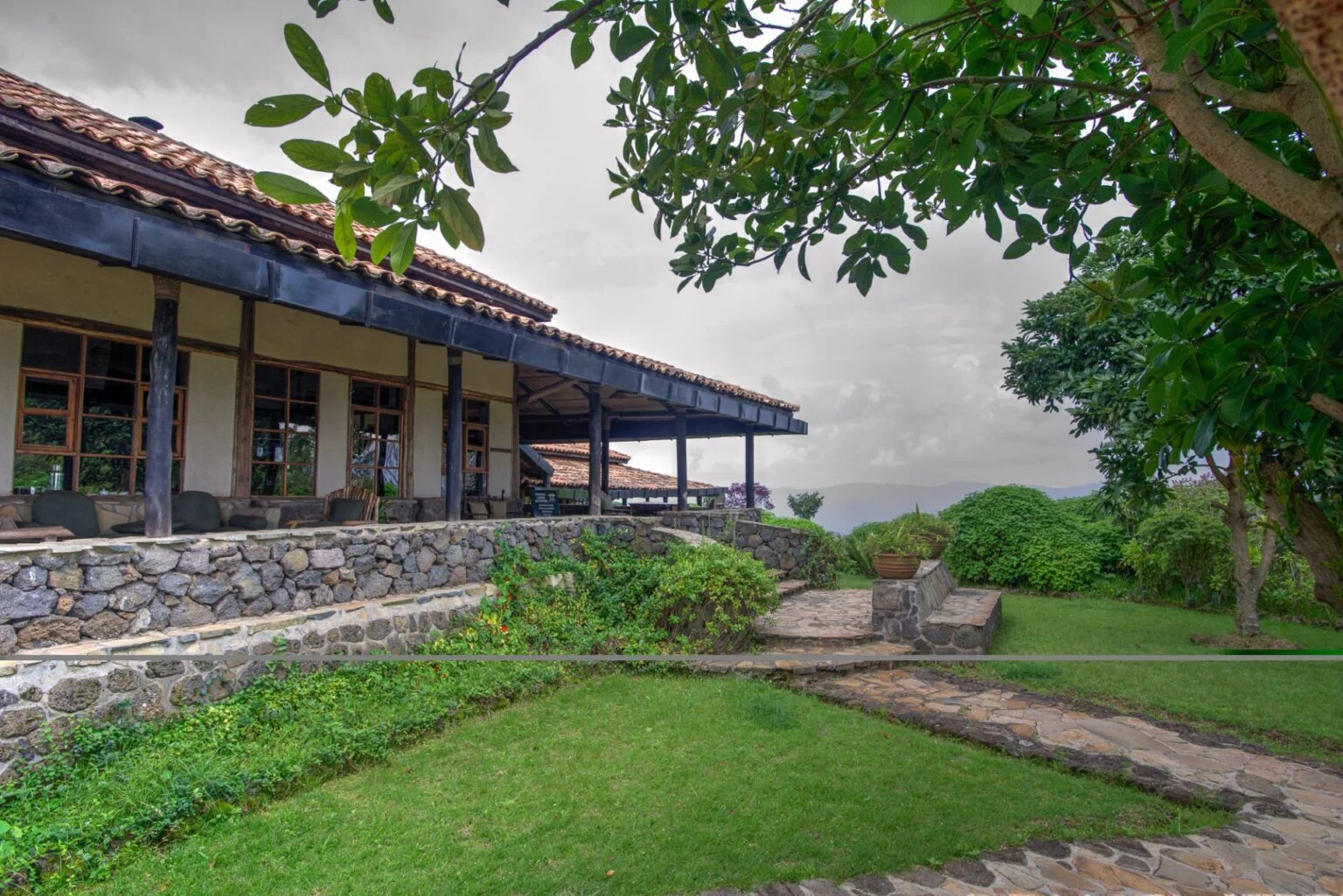 Virunga-Lodge-luksusowe-podroze-do-Rwandy-najlepsze-hotele-w-Rwandzie-ekskluzywne-wczasy-w-Rwandzie-podroze-do-Rwandy-24.jpg