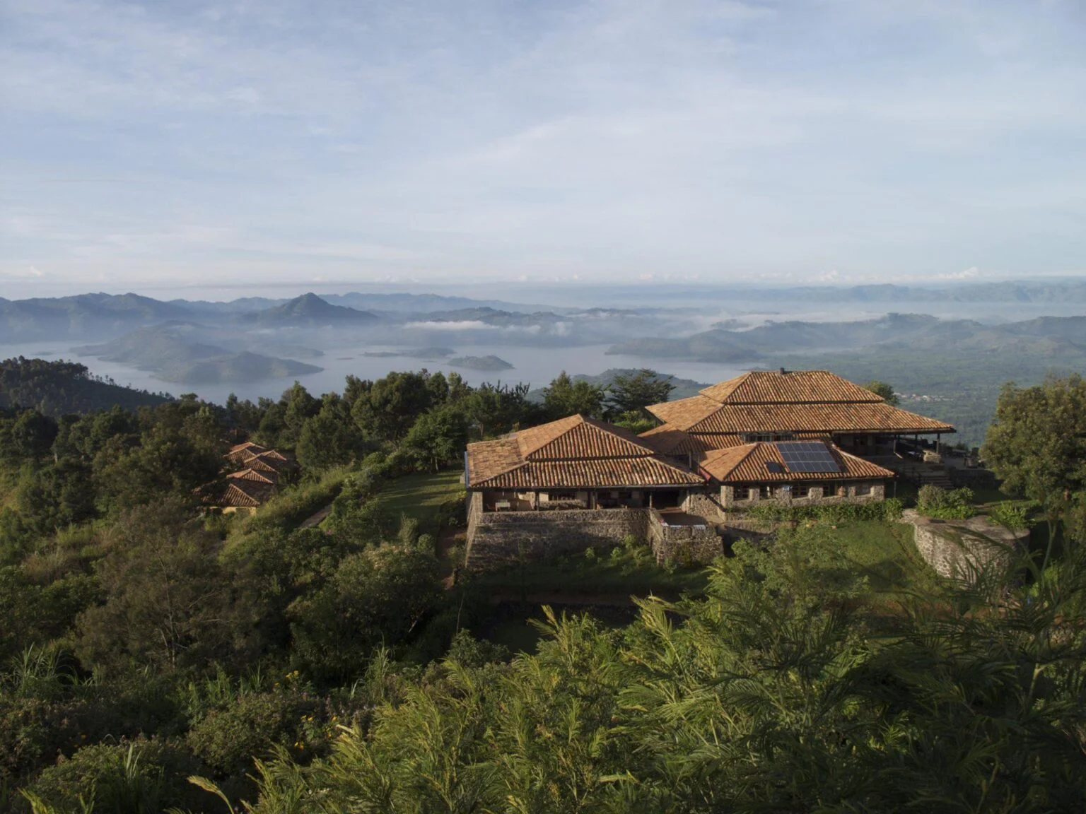 Virunga-Lodge-luksusowe-podroze-do-Rwandy-najlepsze-hotele-w-Rwandzie-ekskluzywne-wczasy-w-Rwandzie-podroze-do-Rwandy-58.jpg