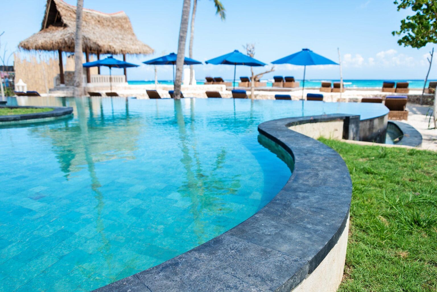 WakaBeachClub-Swimming-Pool-2.jpg