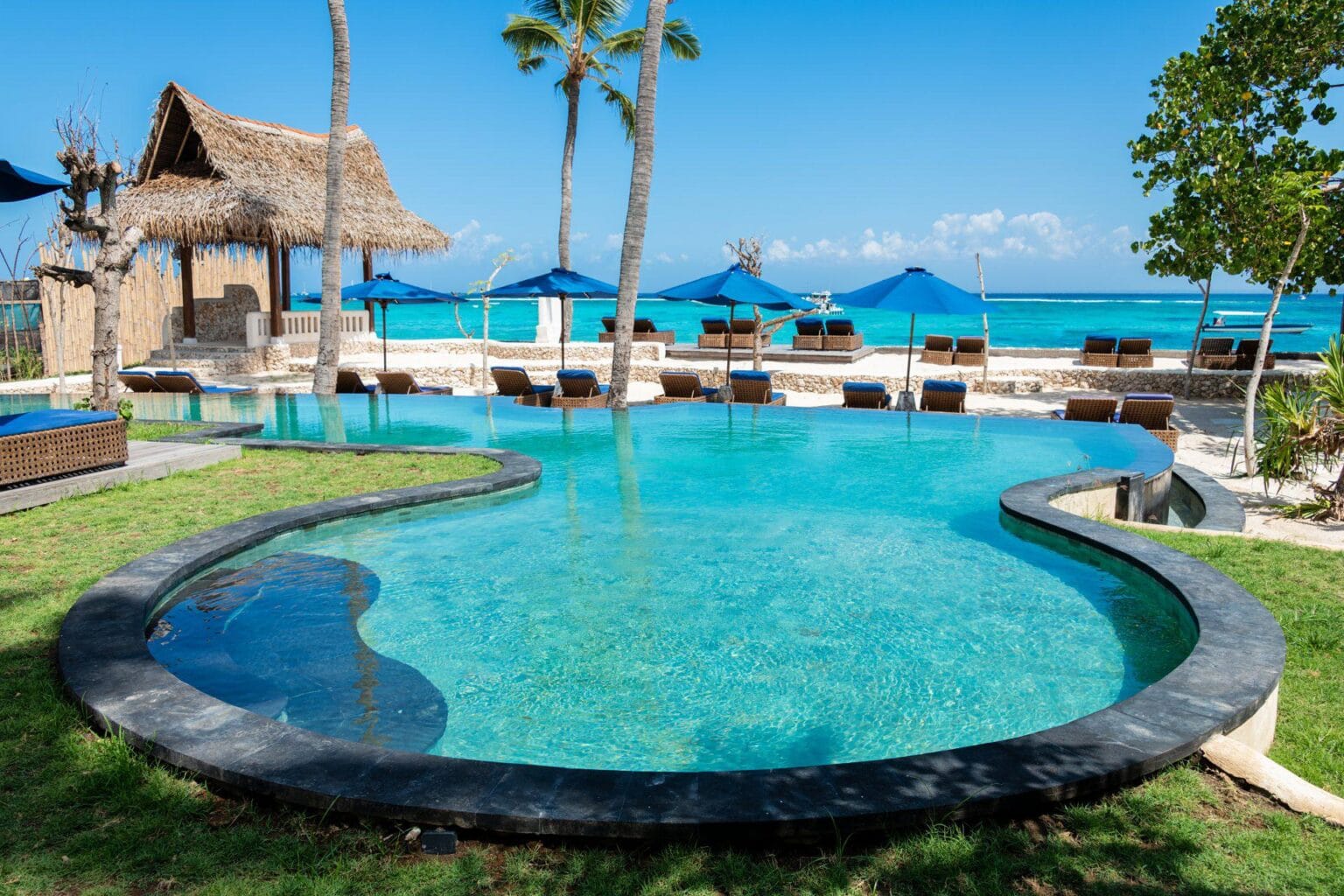 WakaBeachClub-Swimming-Pool-3.jpg