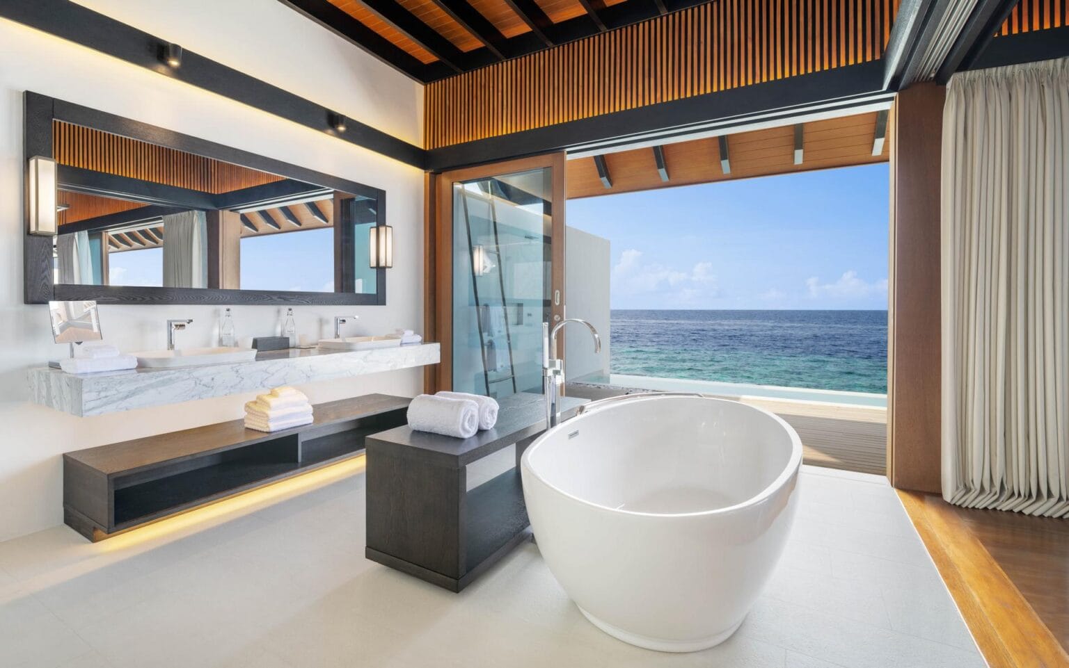 Westin-Maldives-Overwater-Suite-Pool-Bathroom-01.jpg
