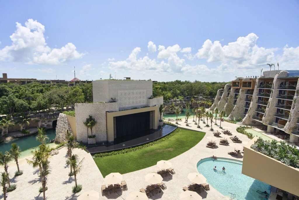 Park Rozrywki Xcaret by Mexico,Hotel Xcaret - dla kogo?,Wakacje i wczasy w Meksyku all inclusive dla rodzin i par w 2026 roku,Meksyk w pigułce - wakacje w hotelu Xcaret!,Hotel Xcaret z formułą All-Fun Inclusive®