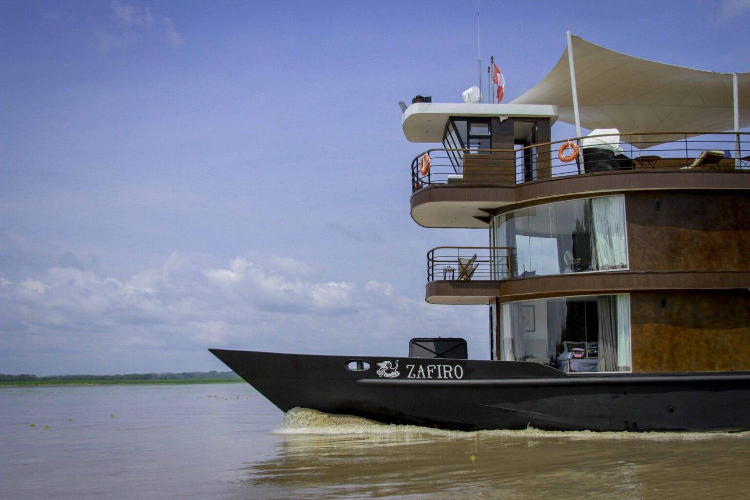 Zafiro-rejsy-po-Amazonce-luksusowy-rejs-po-Amazonce-najlepsze-rejsy-w-Ameryce-Poludniowej-rejsy-po-Peru-luksusowe-rejsy-statkiem-w-Peru-33.jpg