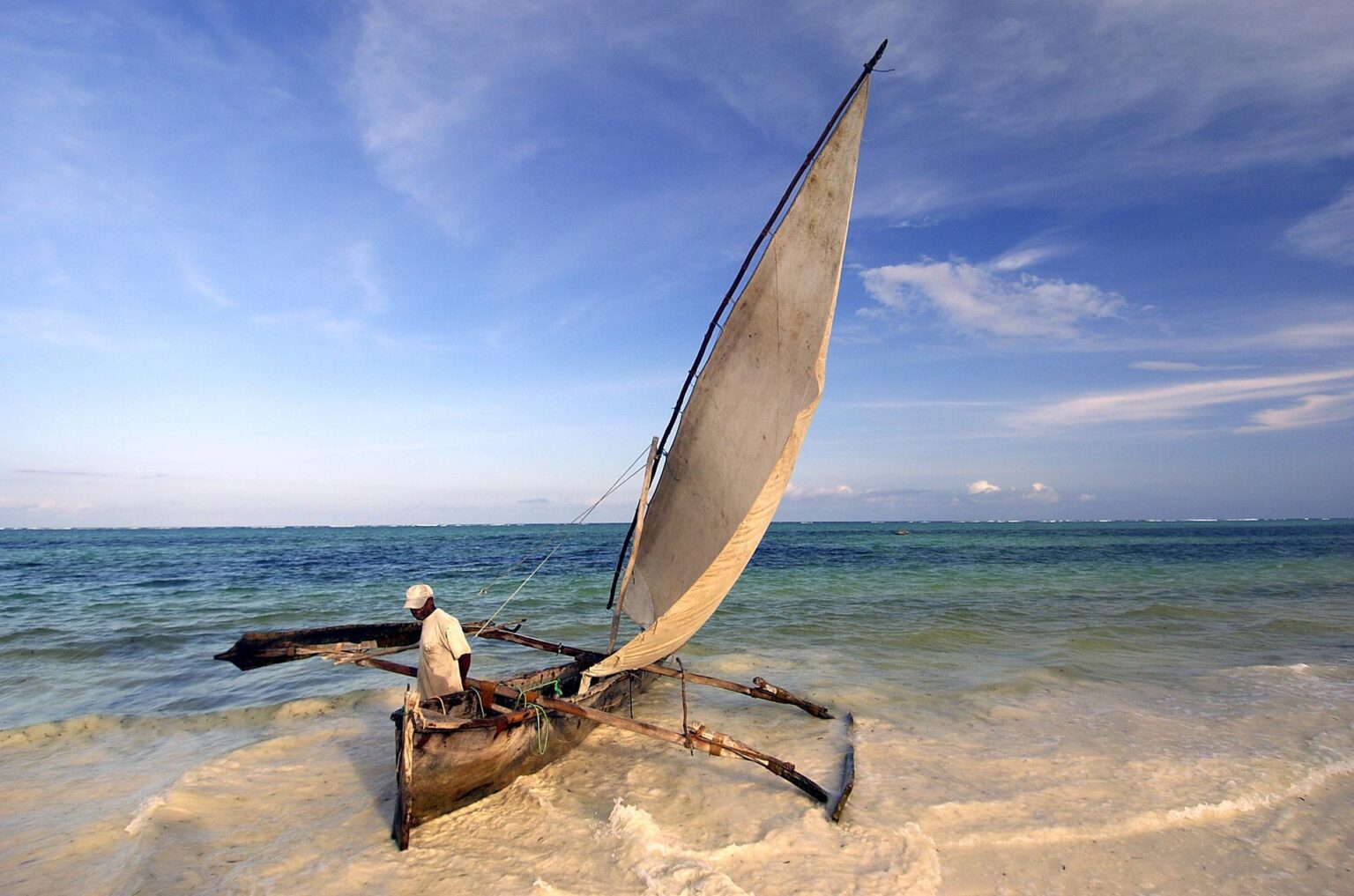 Zanzibari-Dhow.jpg