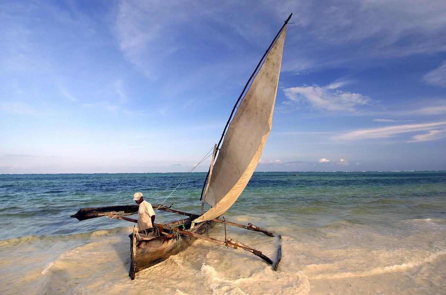 Zanzibari-Dhow.jpg