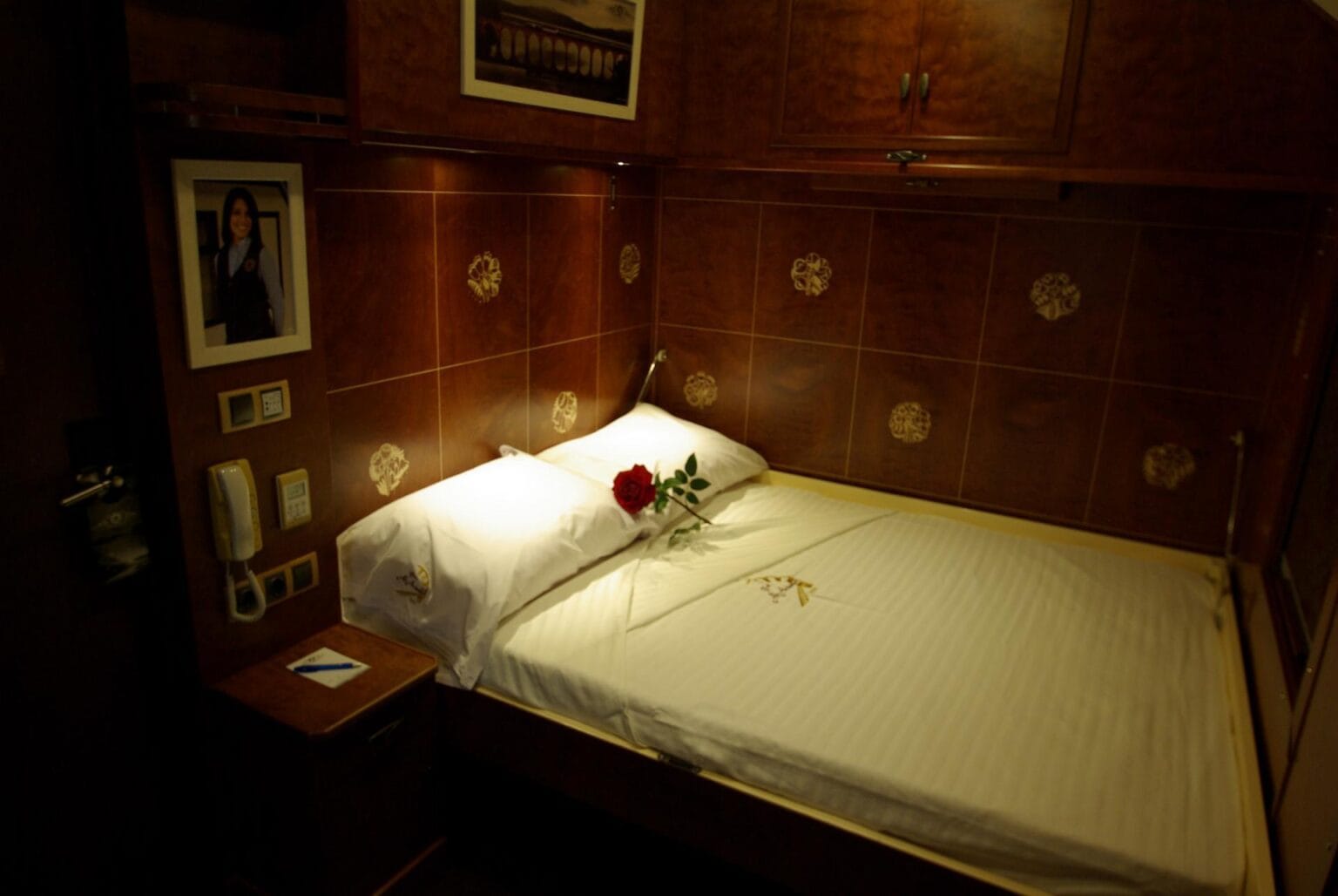 al-andalus-luxury-train-the-romance-of-rail-spain_8248688319_o.jpg