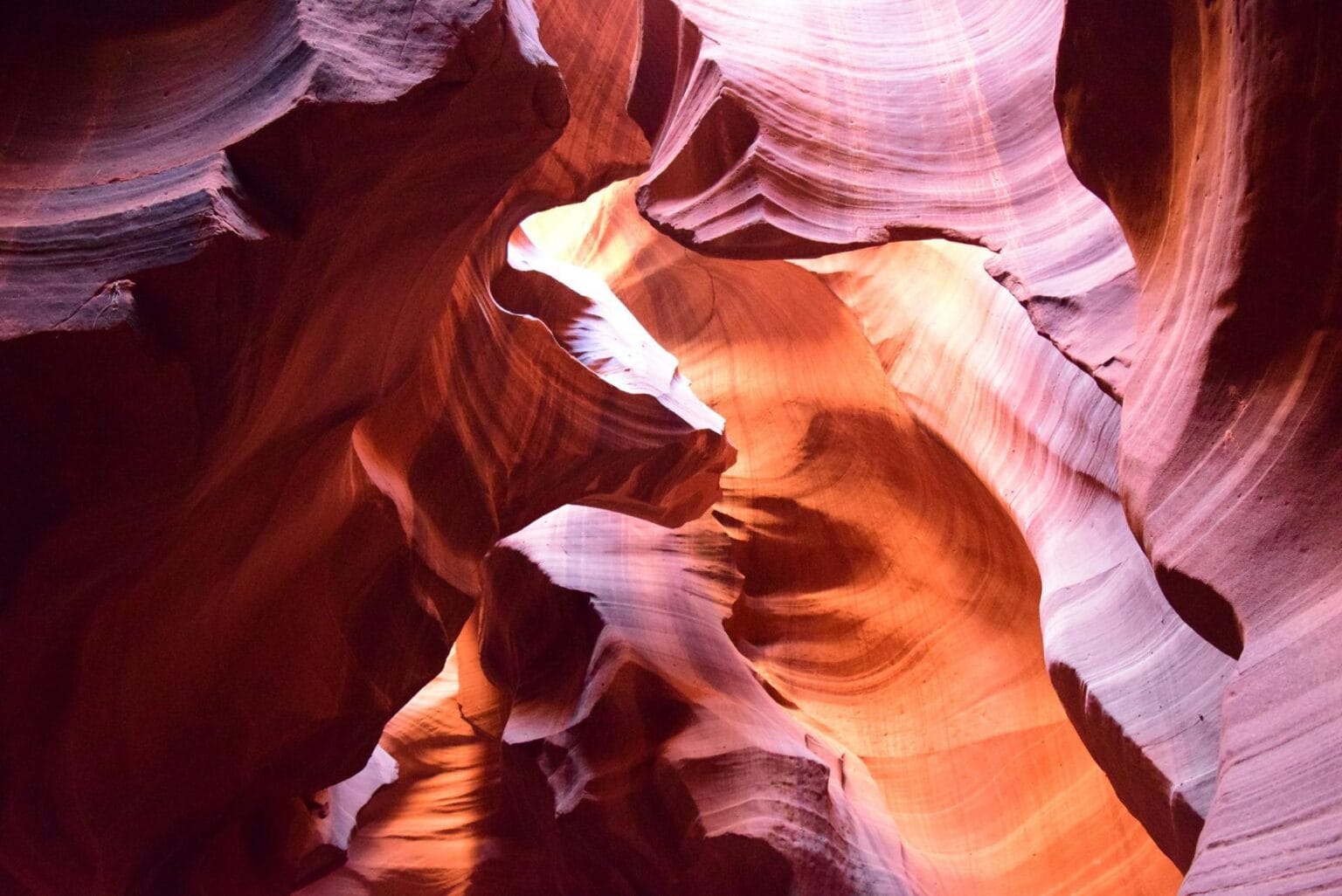 antelope-canyon-1176875.jpg