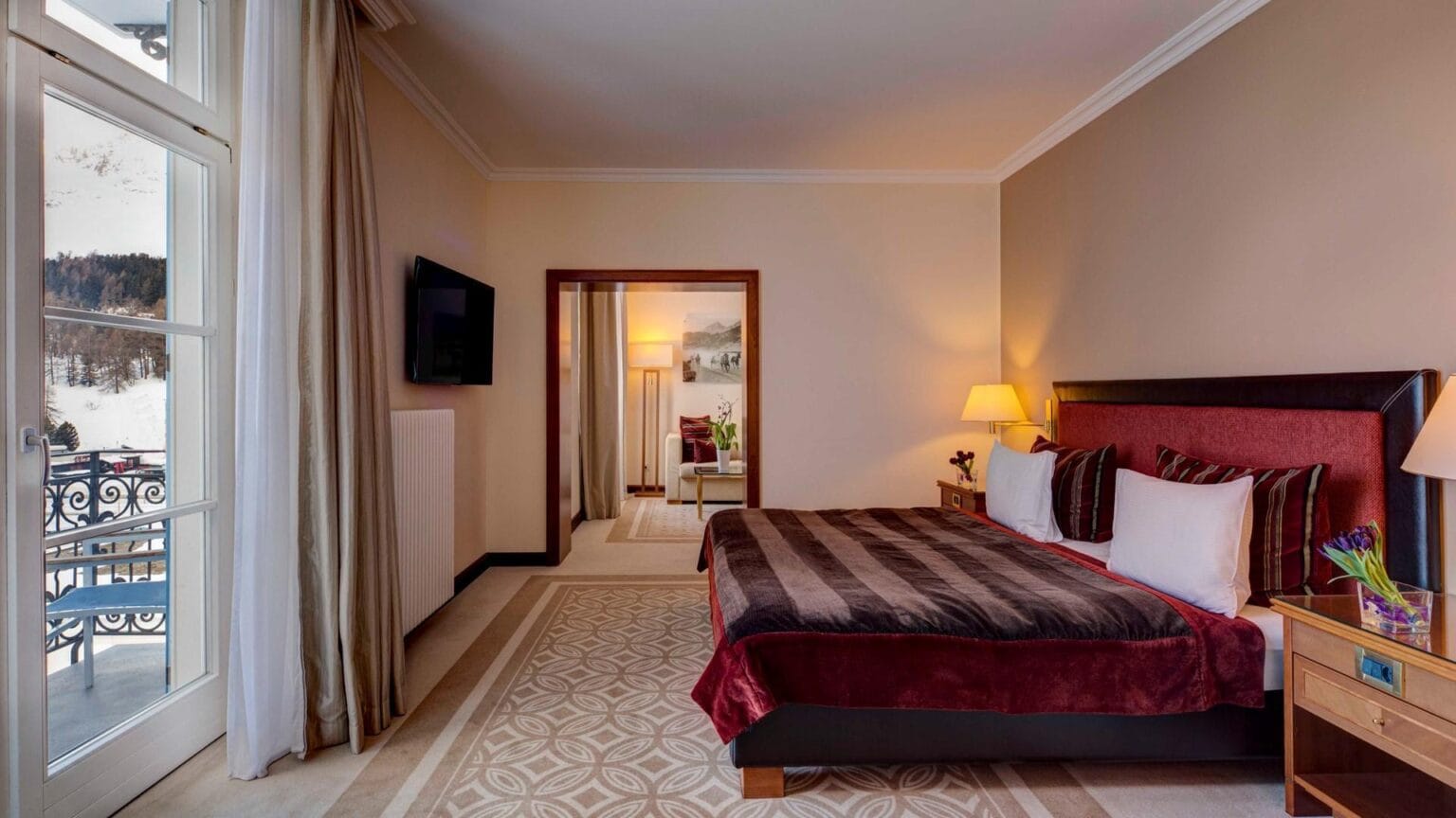 bjs-classic-junior-suite-angle-1.jpg
