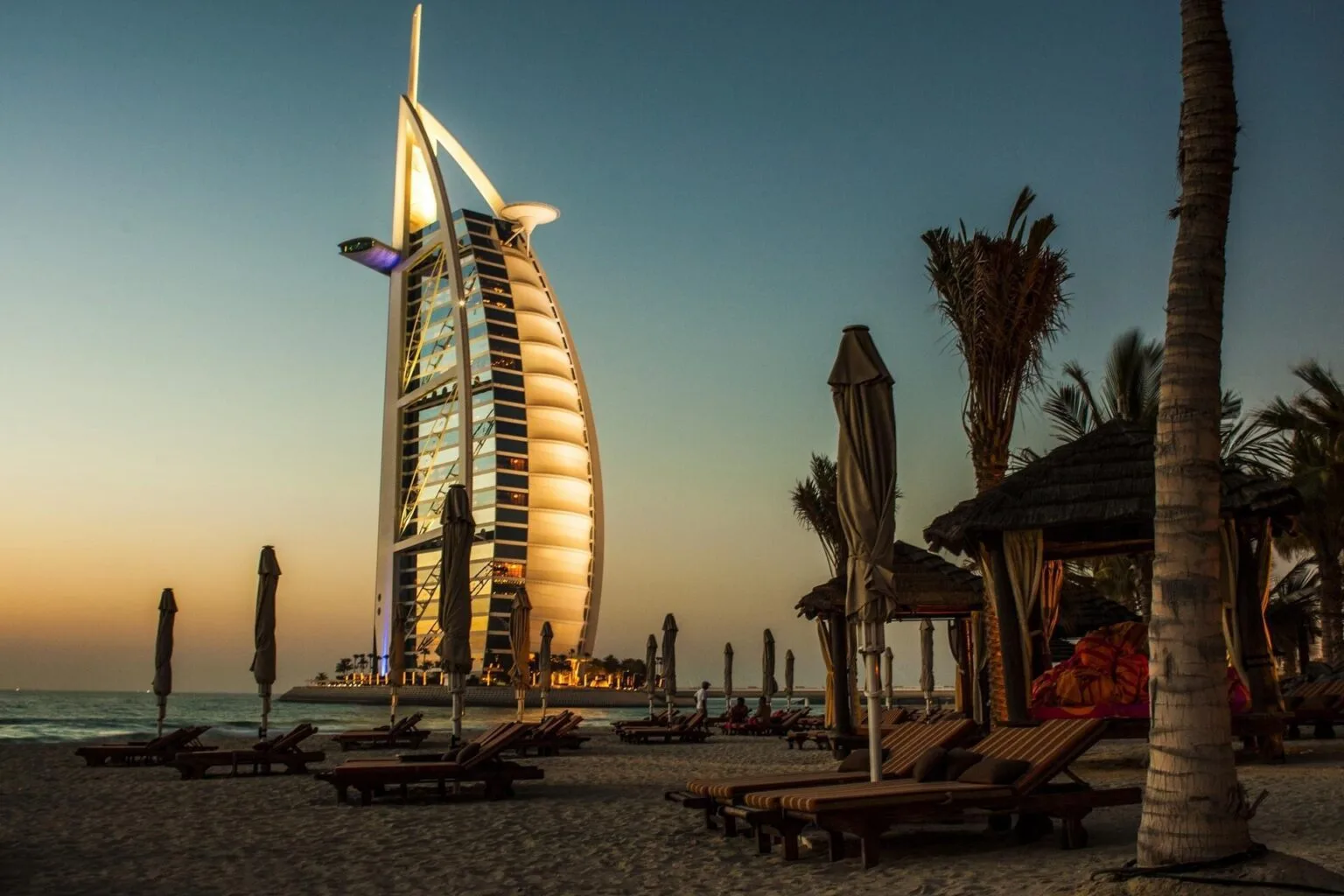 Luxury Dubai Abu Dhabi 7-Day 24-Hour Trip