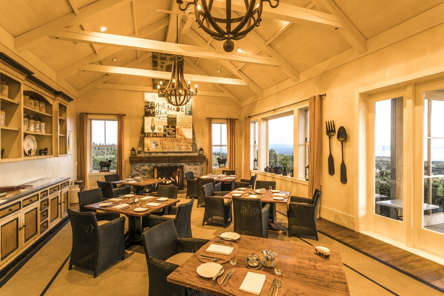 cape-kidnappers-main-dining-room.jpg