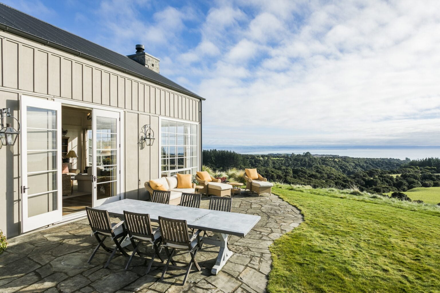 cape-kidnappers-owners-cottage-stone-terrace.jpg