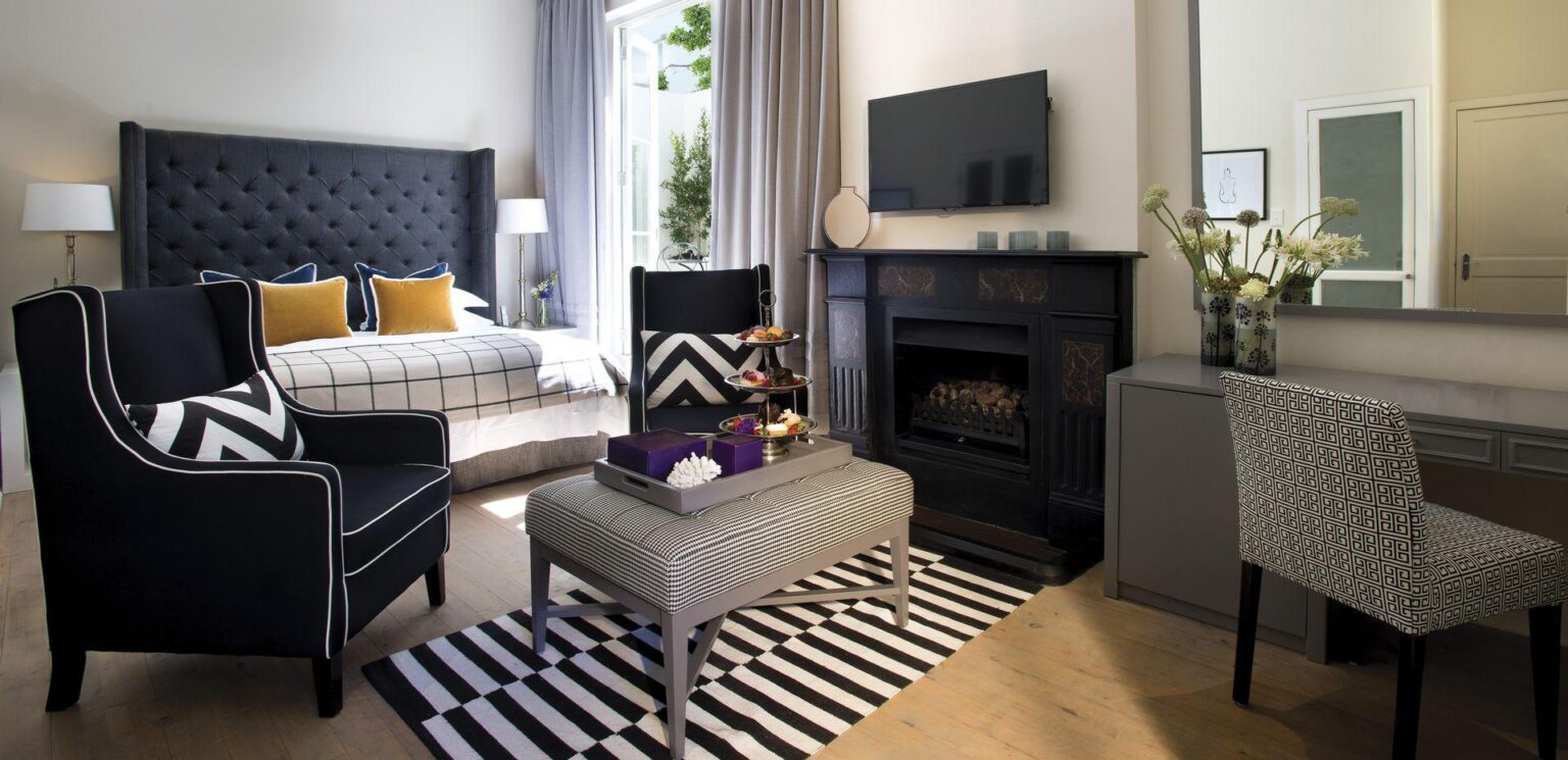 capecadogan-130404.jpg