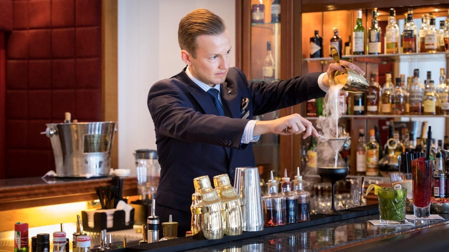 cocktail-mixer-pouring.jpg