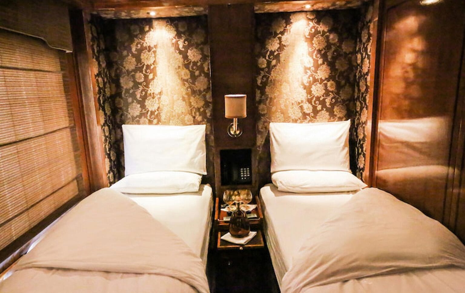 deluxe-suites-1-1.jpg