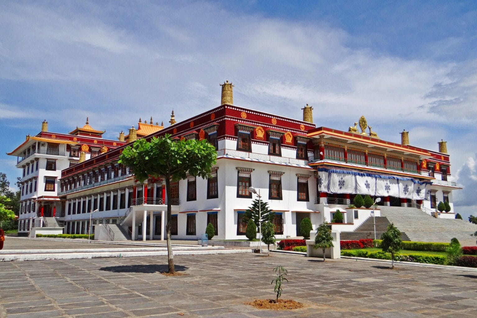 drepung-gomang-monastery-194760.jpg