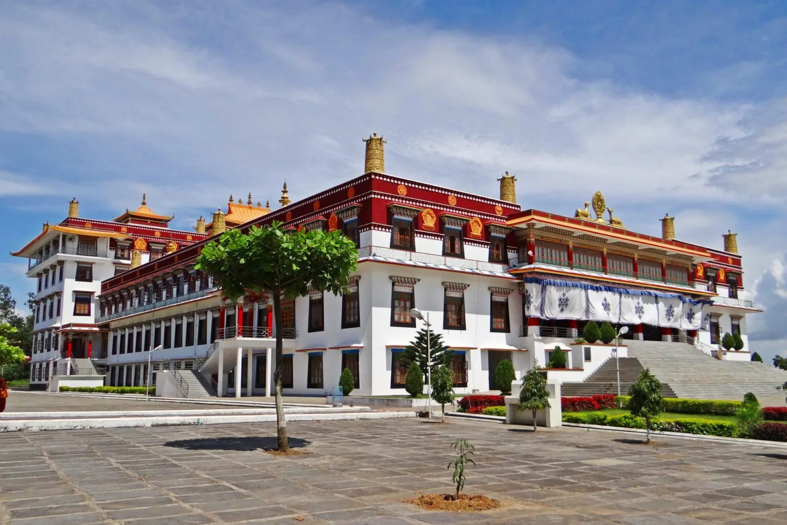 drepung-gomang-monastery-194760.jpg