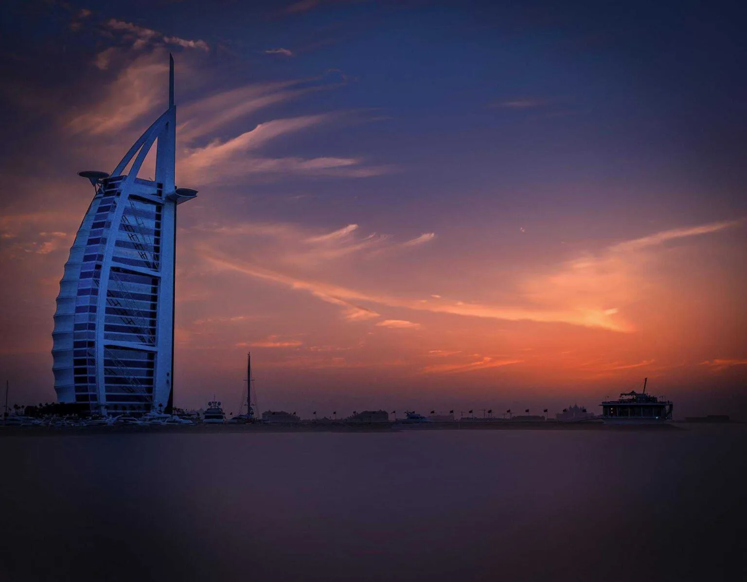 Luxury Dubai Abu Dhabi 7-Day 3-Hour Trip