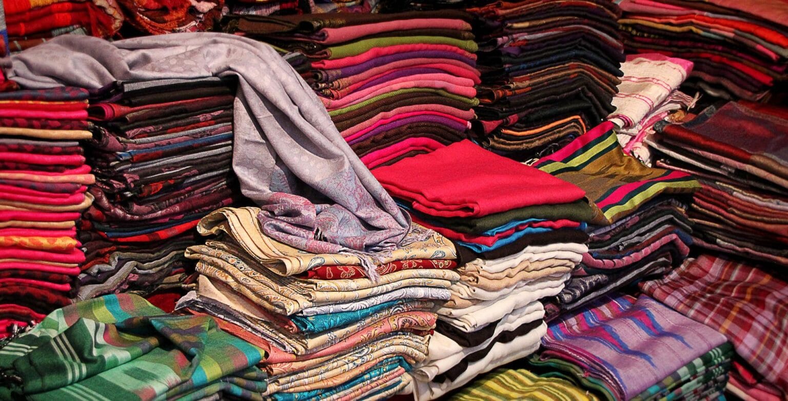 fabric-2435402.jpg