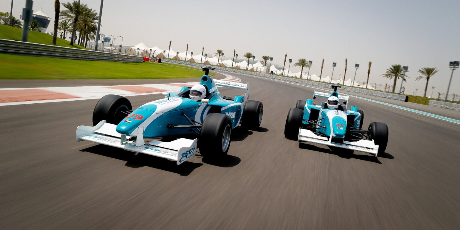 formula-yas-3000-drive-1900x1200-1.jpg