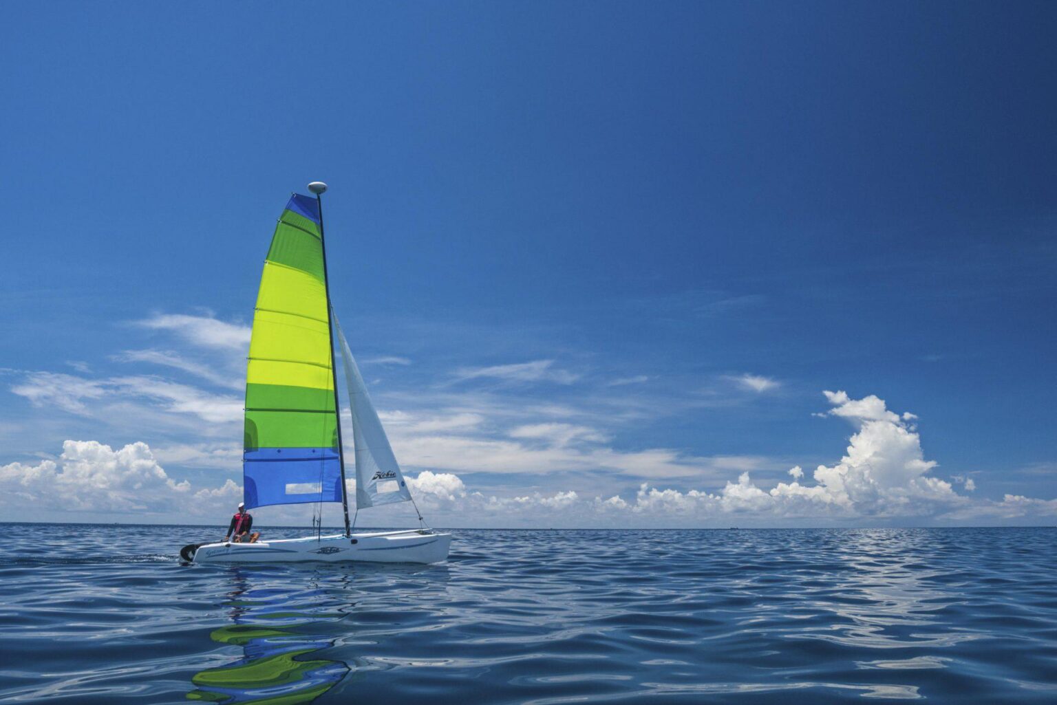 hobie_cat_sailing_-_water_sports_-_private_beach_high_res_14627.jpg
