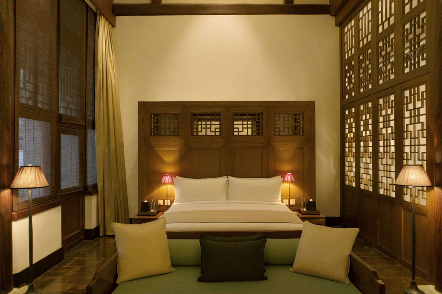 imperial_suite_bedroom_1_high_res_2284_0.jpg