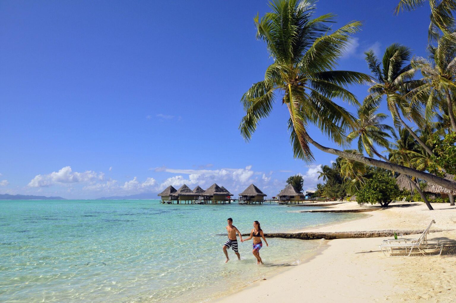 intercontinental-bora-bora-le-moana-resort-romance-on-the-beach_5783456107_o.jpg