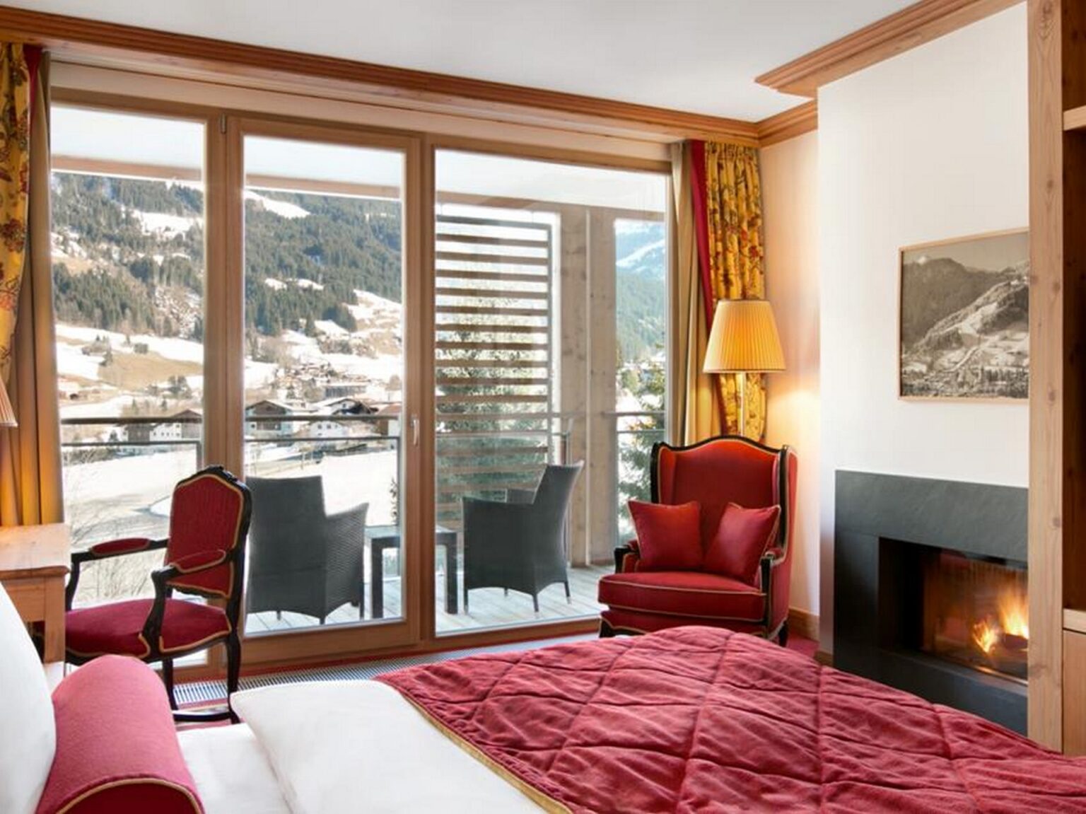 jpeg_kempinski-das-tirol_deluxe-suite_bs1-webseite.jpg