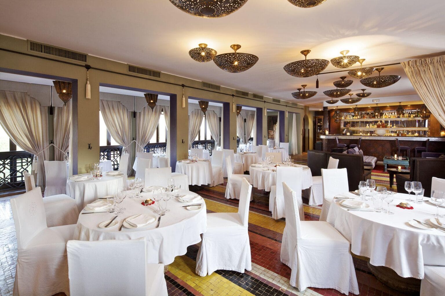 kasbah-tamadot-kanoun-restaurant.jpg