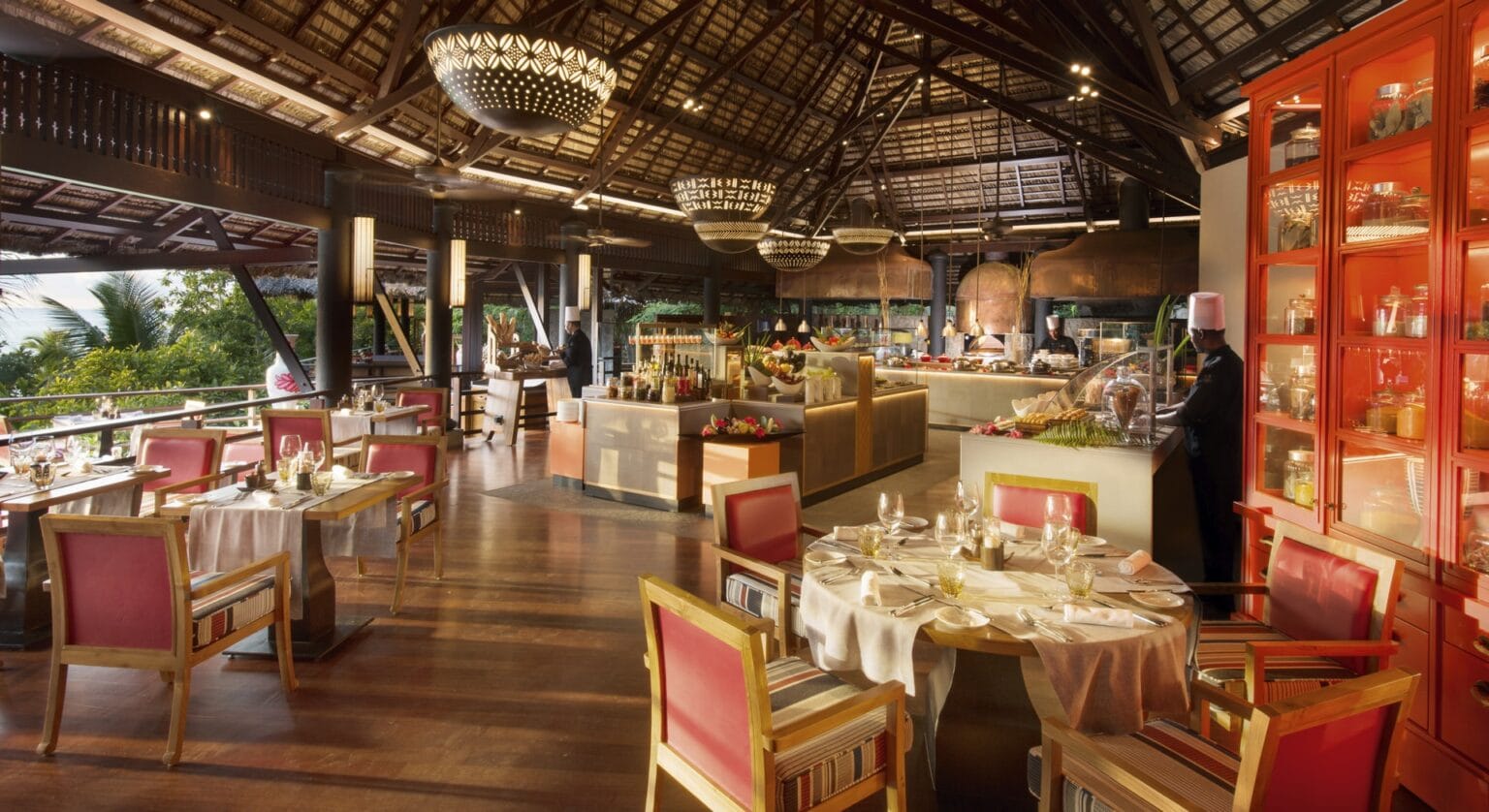lemuria-seychelles-2016-ab-legends-restaurant-01.jpg