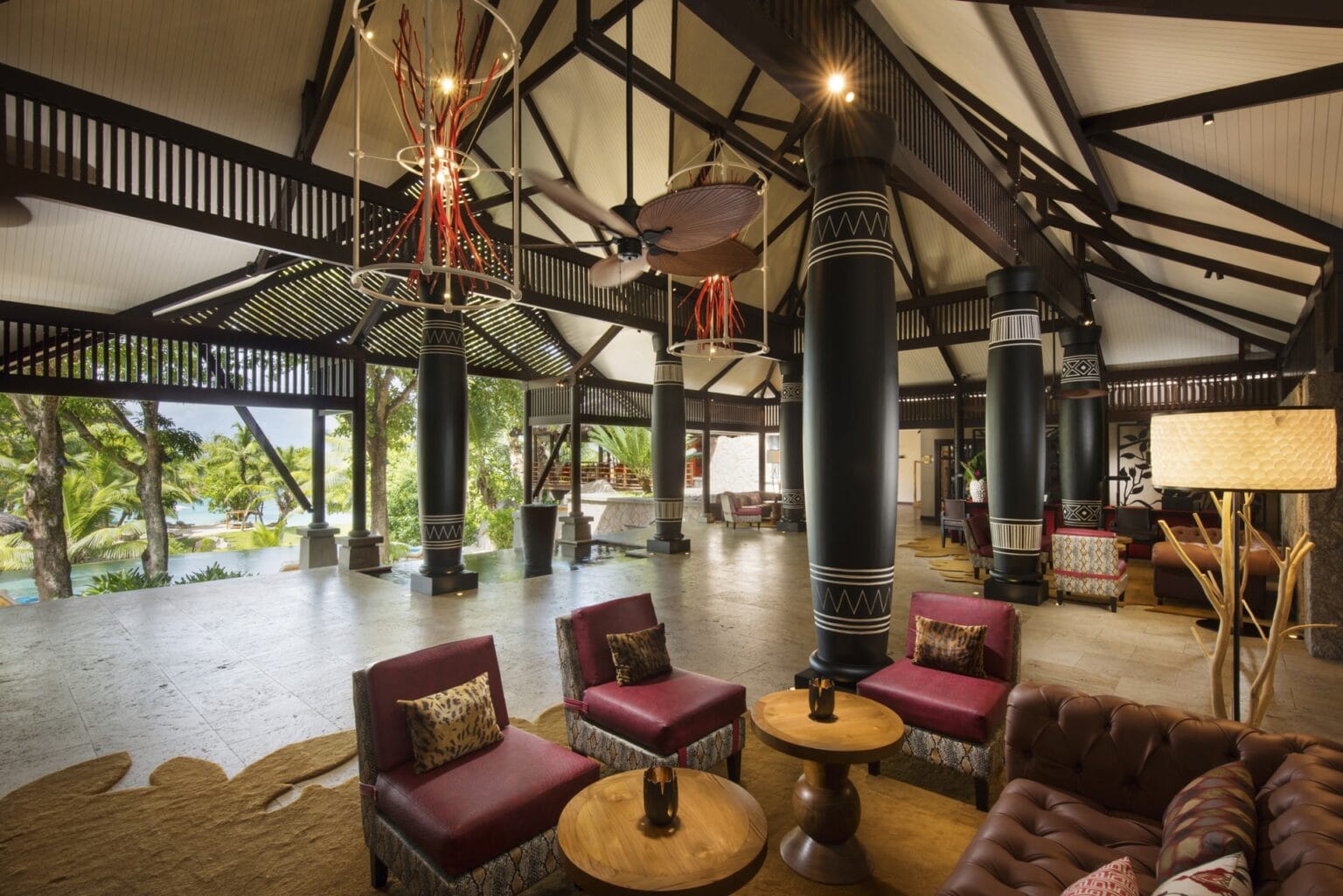 lemuria-seychelles-2016-ab-lobby-01.jpg