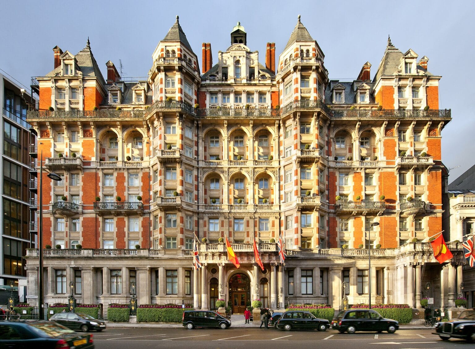 london-exterior-views-8.jpg