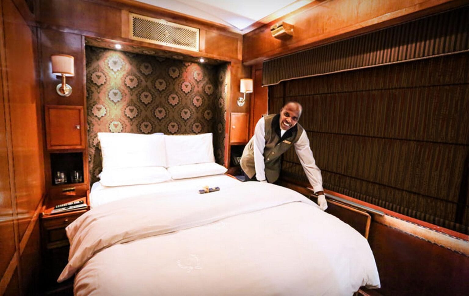 luxury-suites-2.jpg