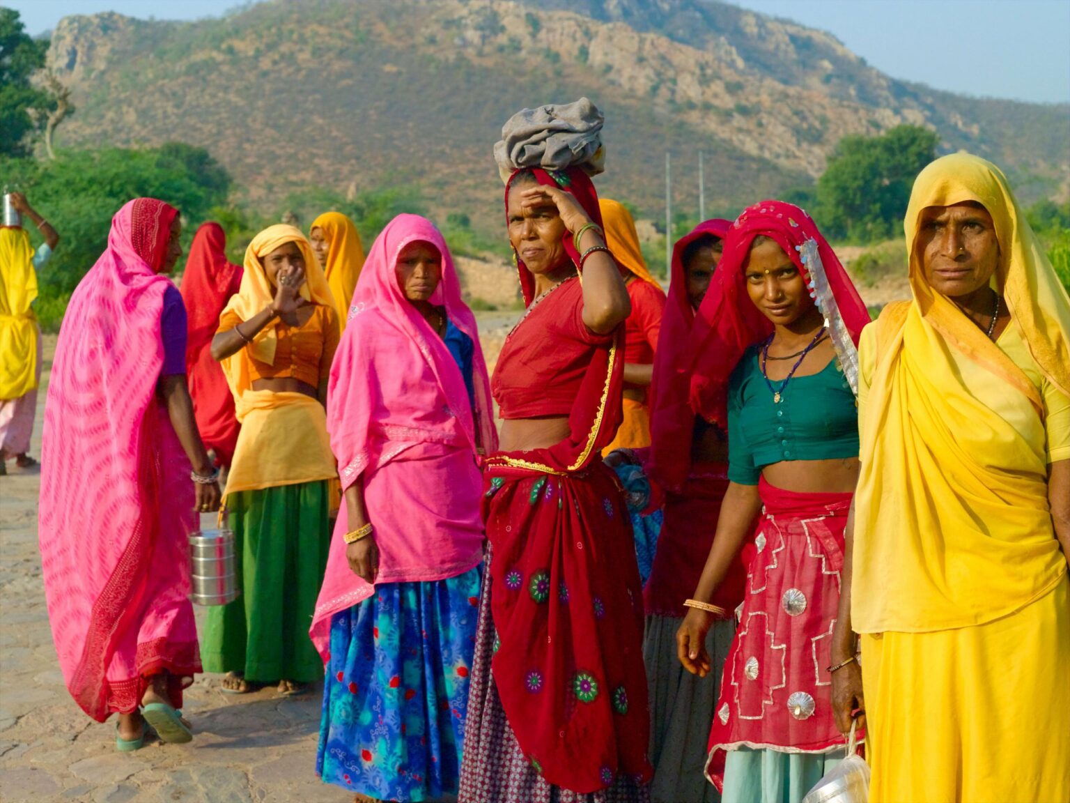 meena_women_office_1765_0.jpg
