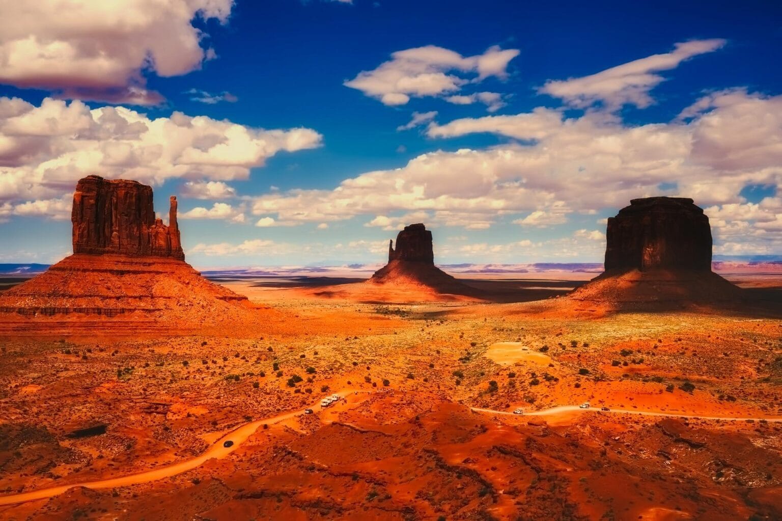 monument-valley-2438656.jpg