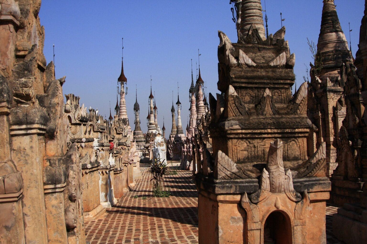 myanmar-2327590.jpg