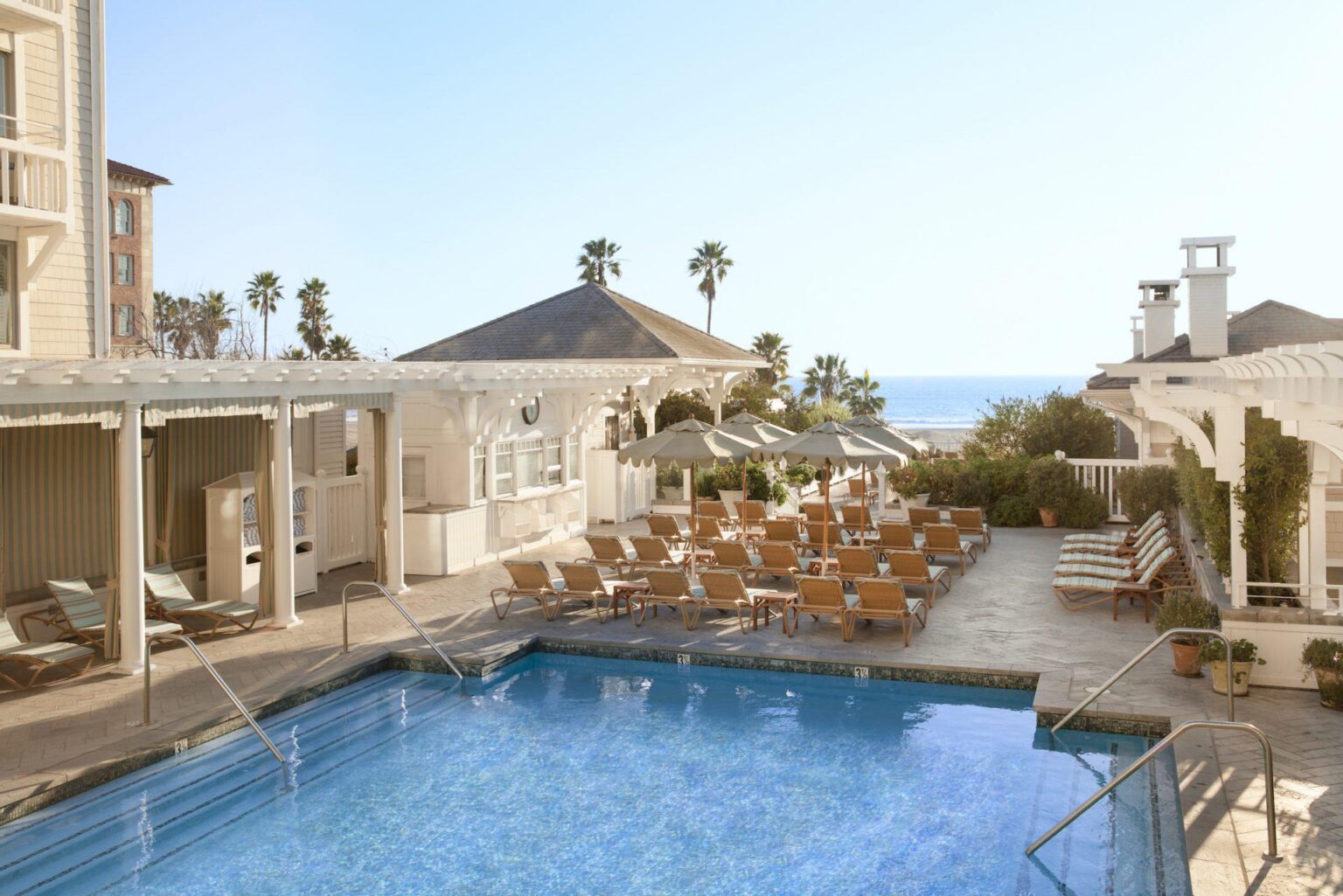 shutters_pool-056a.jpg