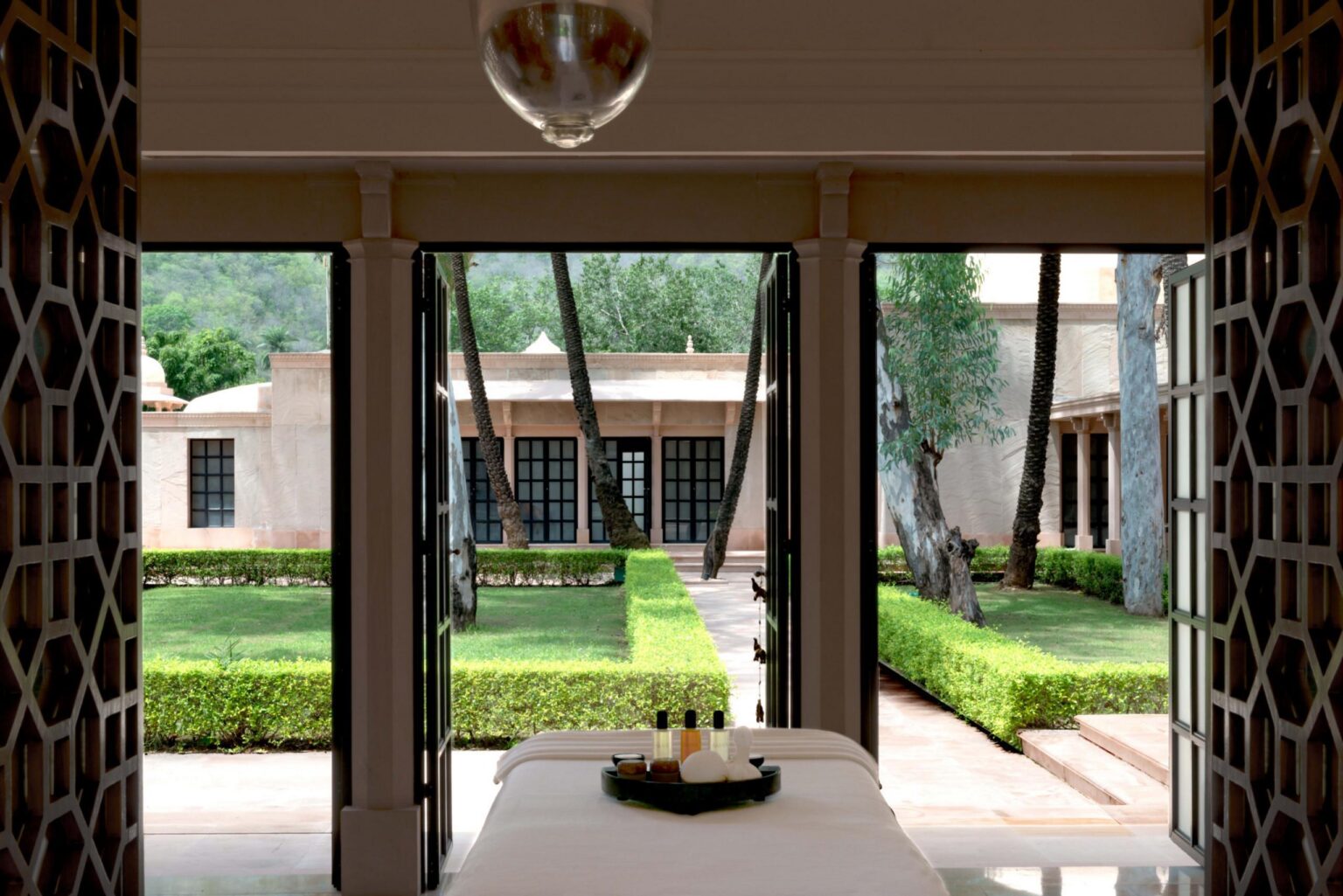 spa_office_10454.jpg