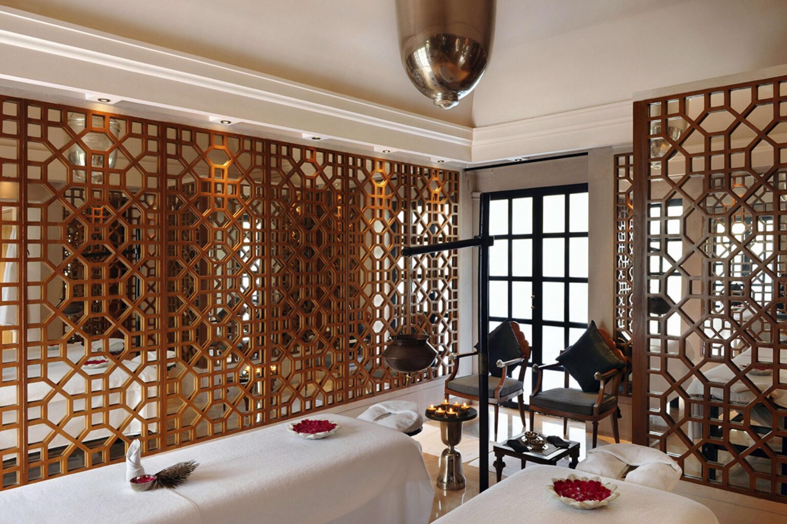 spa_treatment_room_high_res_1737.jpg