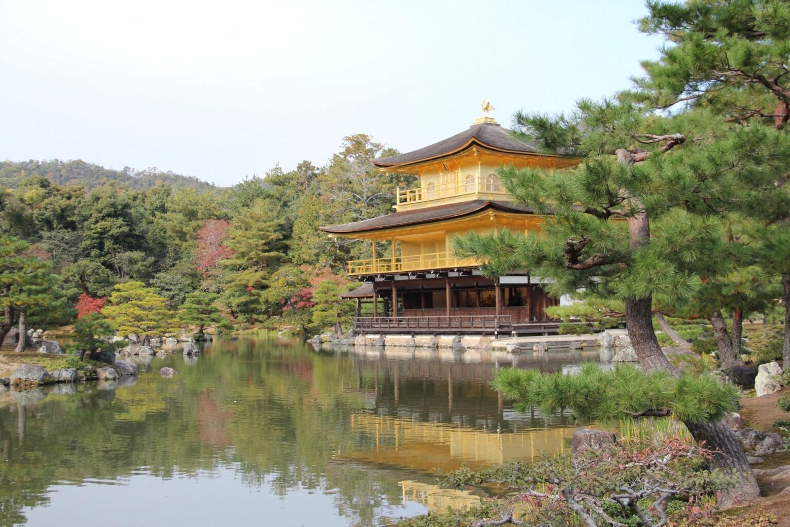 the-golden-pavilion-610296.jpg